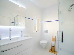 Belvilla by OYO Paris