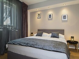 Villa with Swimming Pool, Outdoor Kitchen, Sauna, Hot Tub, Play Area, 