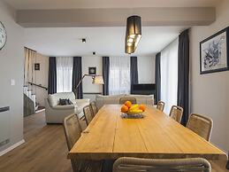 Villa with Swimming Pool, Outdoor Kitchen, Sauna, Hot Tub, Play Area, 