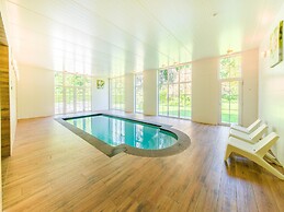 Luxurious Mettet Mansion