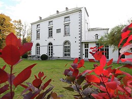 Mansion in Mettet With Garden