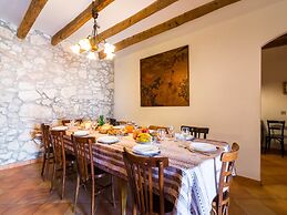 Luxurious Mansion in la Múnia With Swimming Pool and Views