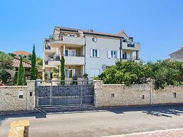 Villa in Murter With Pool