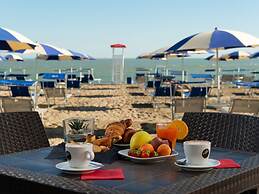 Belvilla by Oyo Village Albarella