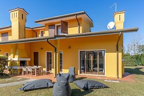 Belvilla by Oyo Village Albarella