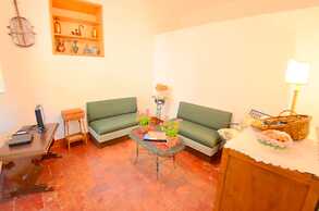 Massarosa Garden Cottage