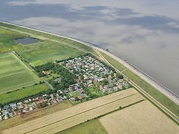 Chalet Near the Wadden Sea
