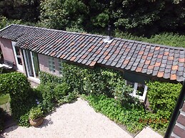 Tranquil Egmond Hideaway