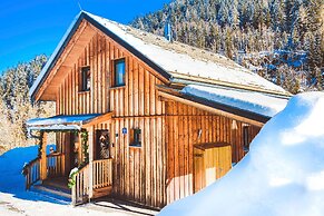 Snug Chalet With Infrared Sauna