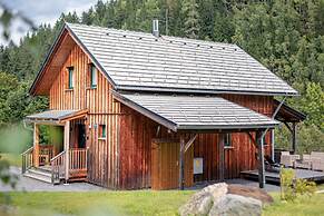Snug Chalet With Infrared Sauna