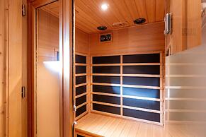 Snug Chalet With Infrared Sauna