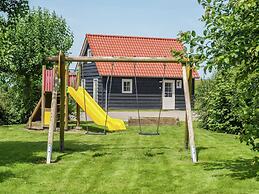 Comfortable Cottage With Wifi Near the Oosterschelde