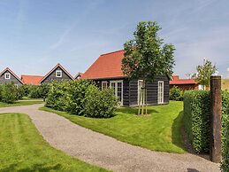 Comfortable Cottage With Wifi Near the Oosterschelde