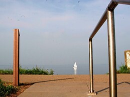 Comfortable Cottage With Wifi Near the Oosterschelde