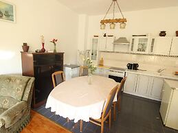 Simplistic Apartment in Starigrad near Sea