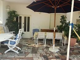 Simplistic Apartment in Starigrad near Sea