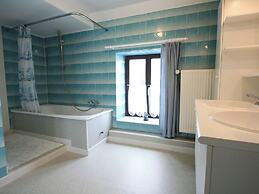 Charming Country Cottage in Winenne With Garden