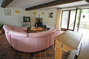 Winenne Home With Hot Tub