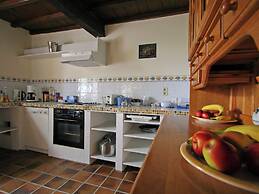 Charming Country Cottage in Winenne With Garden