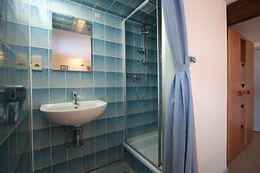 Winenne Home With Hot Tub