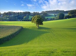 Scenic Gulp Valley Stay