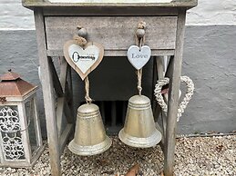 Scenic Gulp Valley Stay