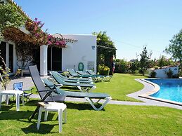 Fantastic Villa With Private Swimming Pool