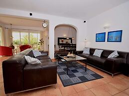 Fantastic Villa With Private Swimming Pool