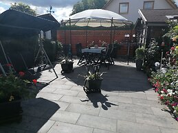 Apartment With Parasol in Sudstadt