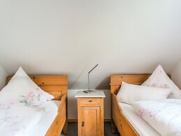 Spacious Apartment With Barbecue