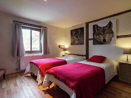 Pleasant Holiday Home With Garden in Ciney