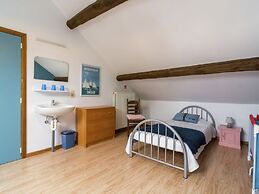 Pleasant Holiday Home With Garden in Ciney