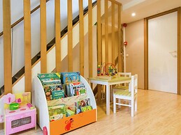 Pleasant Holiday Home With Garden in Ciney