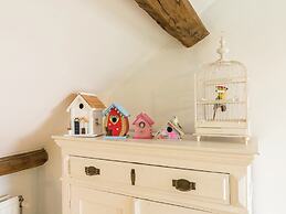 Pleasant Holiday Home With Garden in Ciney