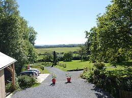 Pleasant Holiday Home With Garden in Ciney