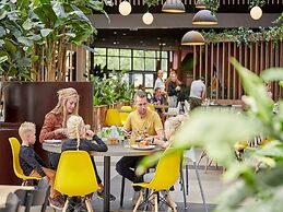 Modern Villa With Large Kitchen in Limburg