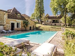 Mansion in Sourzac With Private Pool