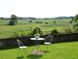 Charming Farmhouse With Large Terrace