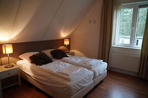 Spacious Villa in Hoenderloo