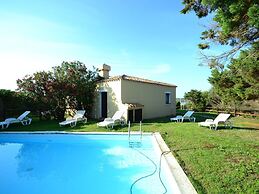 Belvilla by OYO Holiday Home in Stintino With Pool