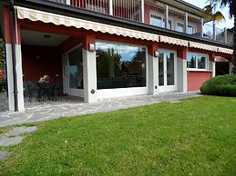 Fabulous Villa in Barasso near Lake