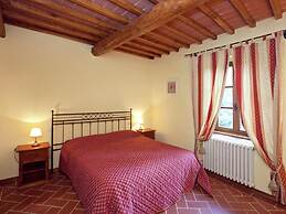 Cottage in Loro Ciuffenna With Swimming Pool