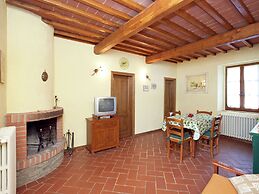 Cottage in Loro Ciuffenna With Swimming Pool