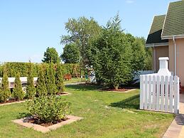 Przytulny Domek z Sauna , Jacuzzi i Basenem