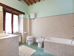 Belvilla by OYO Farmhouse With Swimming Pool