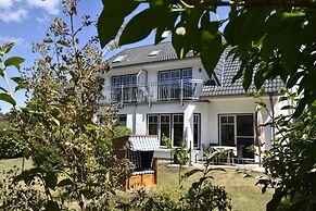 Geraeumige Wohnung mit Balkon