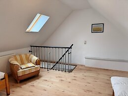 Geraeumige Wohnung mit Balkon