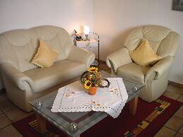 Apartment in Silbecke With Garden