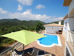 Luxurious Villa in Calonge With Private Pool