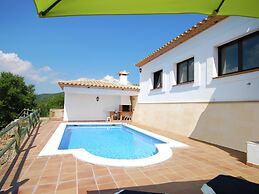 Luxurious Villa in Calonge With Private Pool